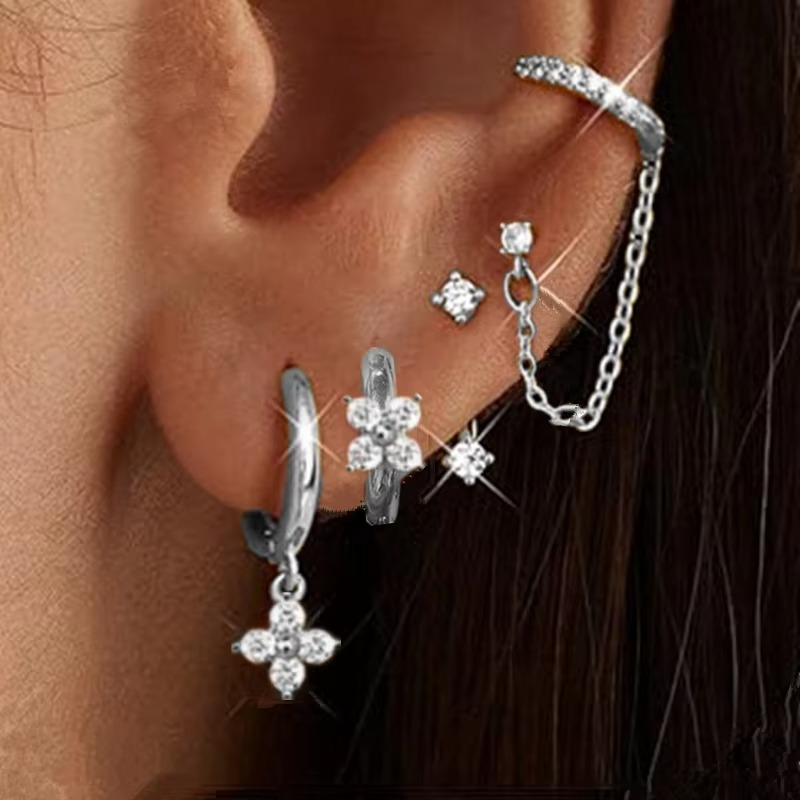 4PCS Double Piercing Chain Huggie Hoop Earring Set