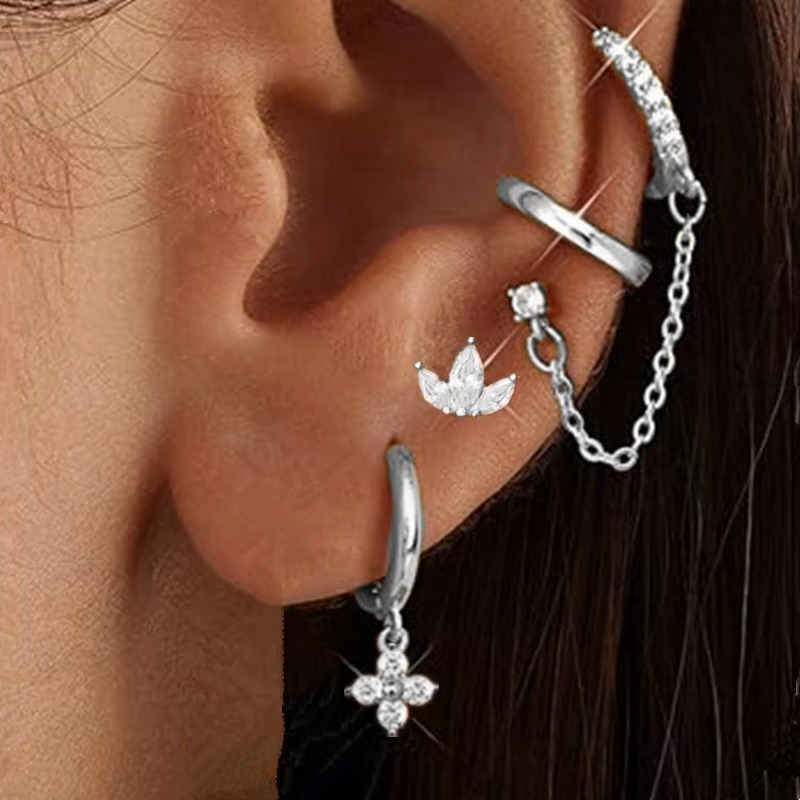 4PCS Double Piercing Chain Huggie Hoop Earring Set