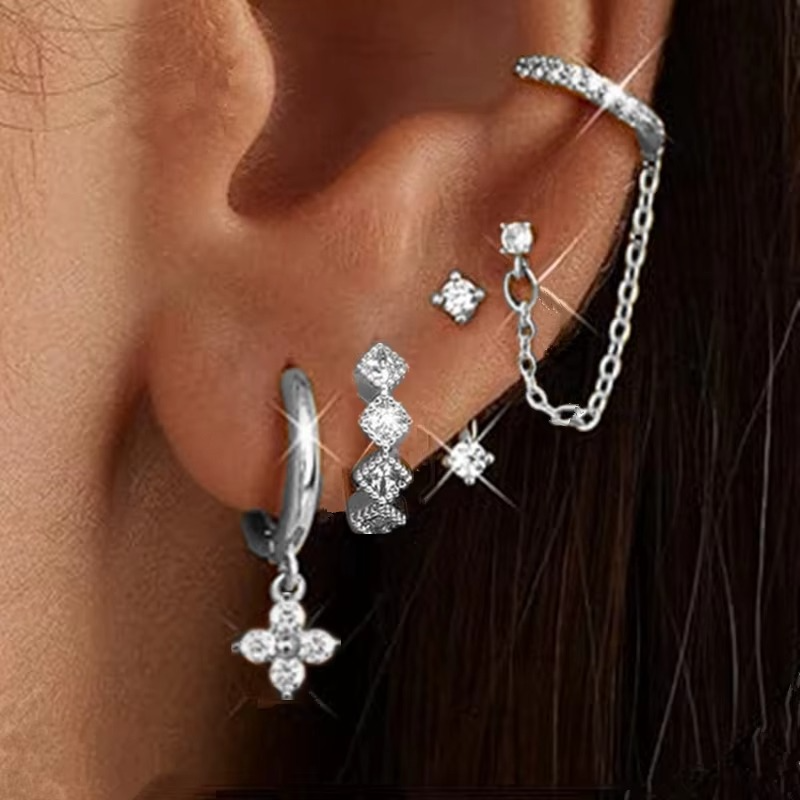 4PCS Double Piercing Chain Huggie Hoop Earring Set