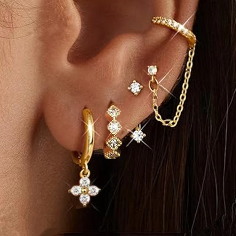 4PCS Double Piercing Chain Huggie Hoop Earring Set