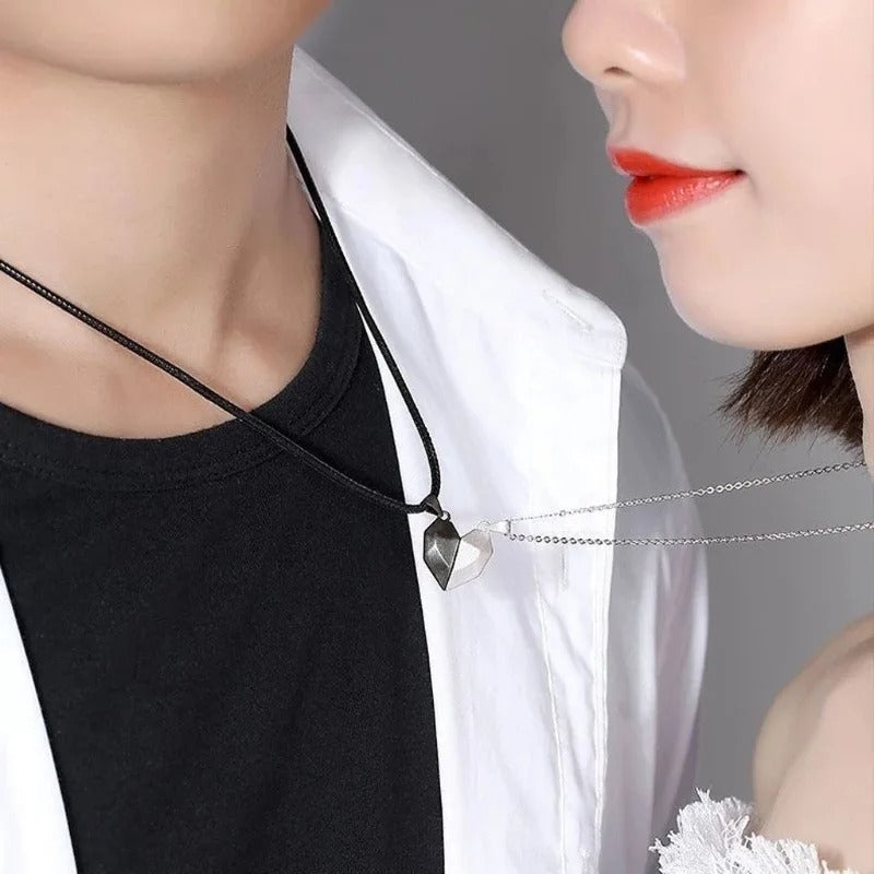 Magnetic Heart Couple Necklace Set