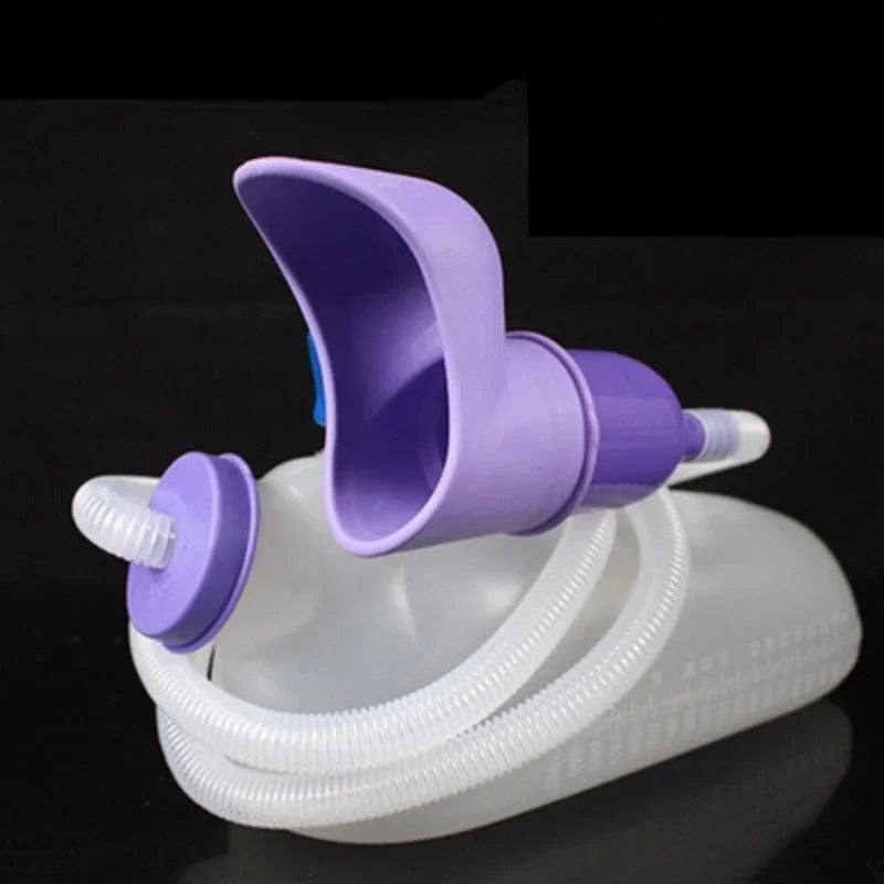 Portable Large Capacity Urine Catcher – 2000ML Urinal for Elderly Patients, Bedridden Individuals, with Lid & Tube for Emergency Use